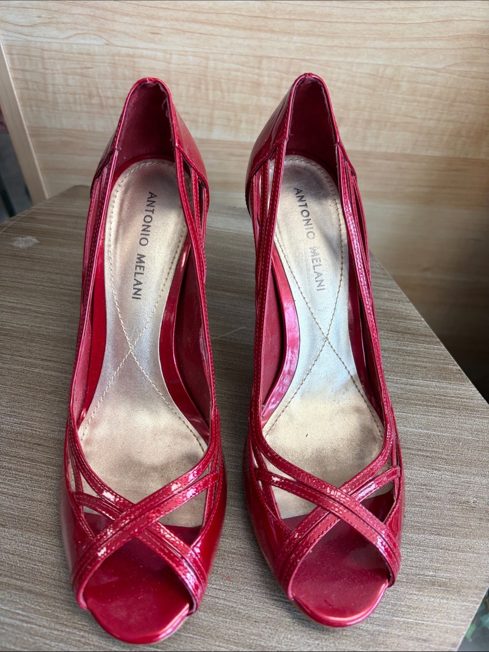 ANTONIO MELANI Red Patent Peep-Toe Cross-Strap Pumps RFFFSB